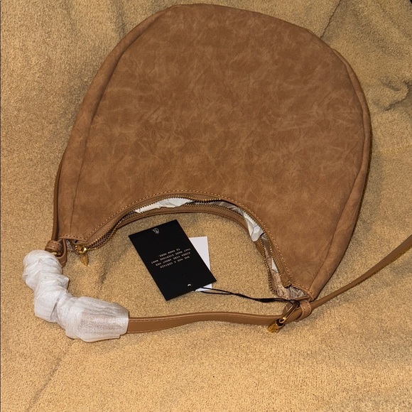 4th & Reckless Una Faux Suede Crescent Bag Shoulder Purse Brown Tan NEW Medium - Picture 9 of 10